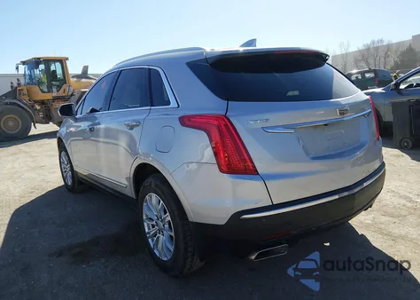 2017 Cadillac Xt5 Standard z USA, uszkodzony, nr VIN 1GYKNARSXHZ113346